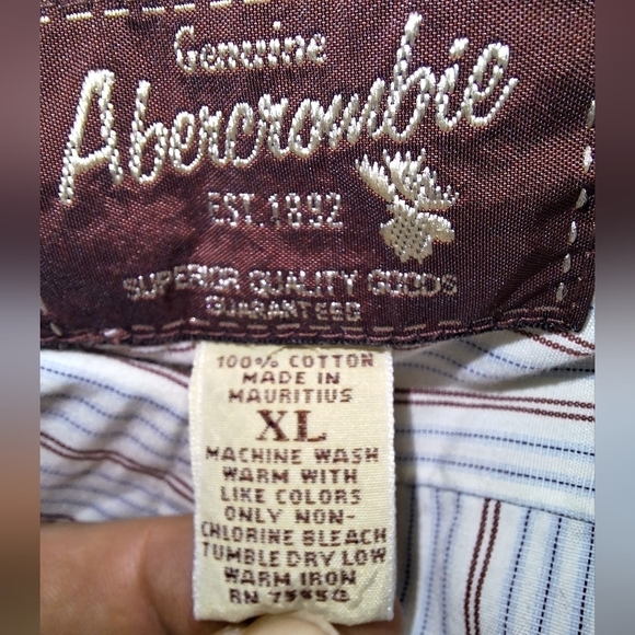 An Abercrombie men's long sleeve striped button-down shirt in a size XL. - Picture 5 of 6